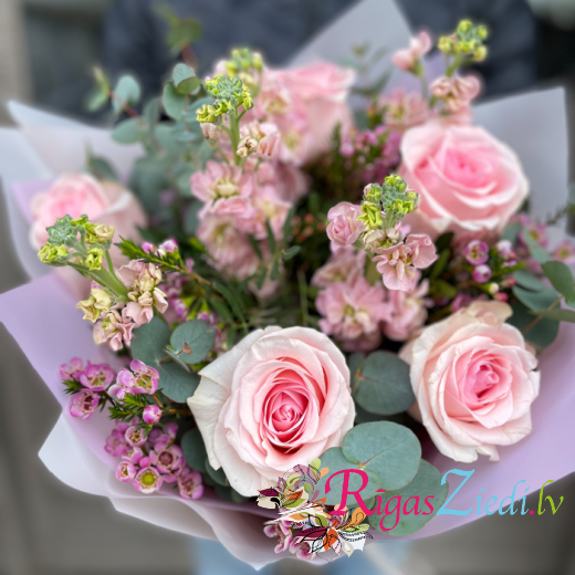 Bouquet of spring flowers